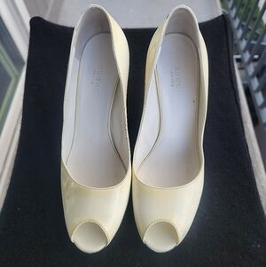 GUCCI Patent Leather Wedge Shoes size 8